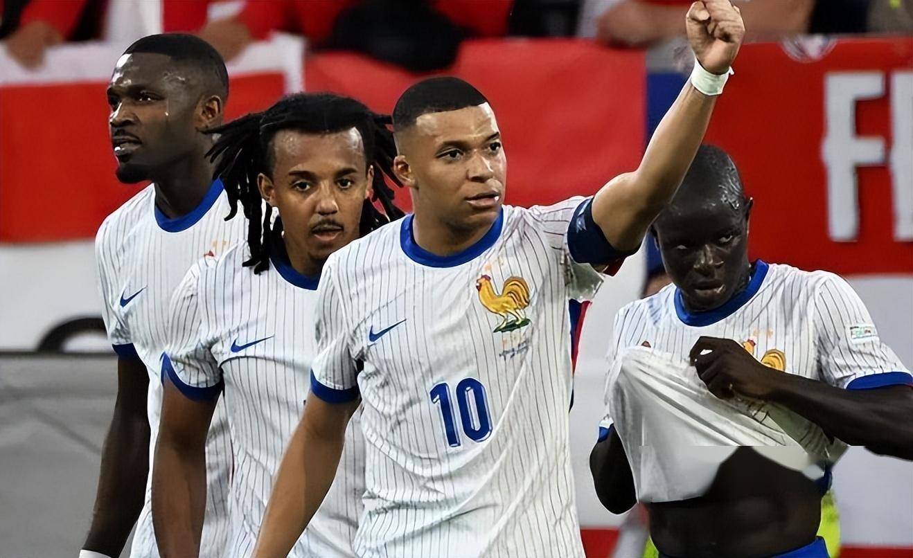 爱游戏体育-关于JackeyLove在法国队比赛中比赛局势复杂，反败为胜引发热议！的信息